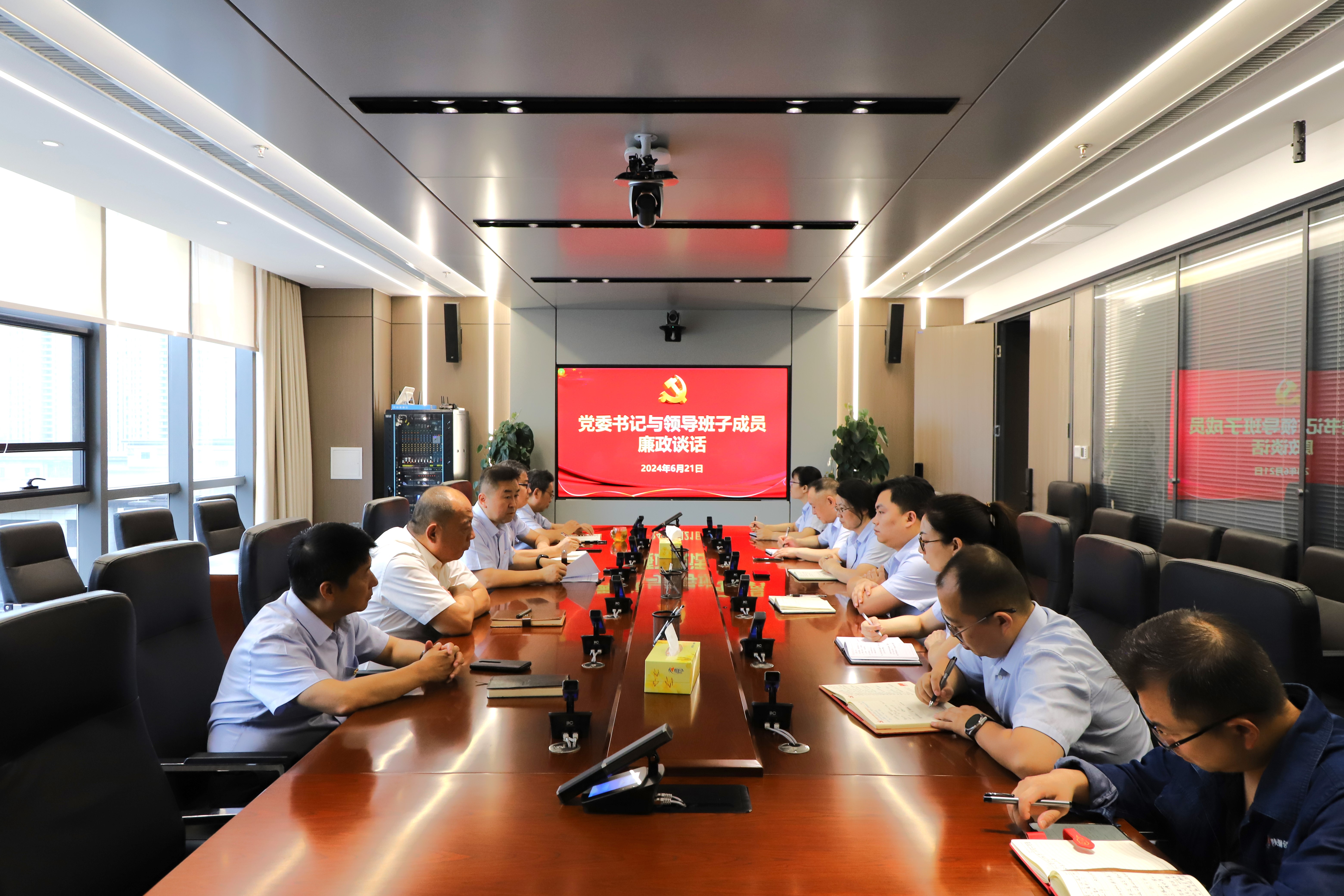 賡續(xù)紅色血脈 凝聚奮進(jìn)力量——?jiǎng)?chuàng)新研究院組織開展慶“七一”系列活動(dòng)
