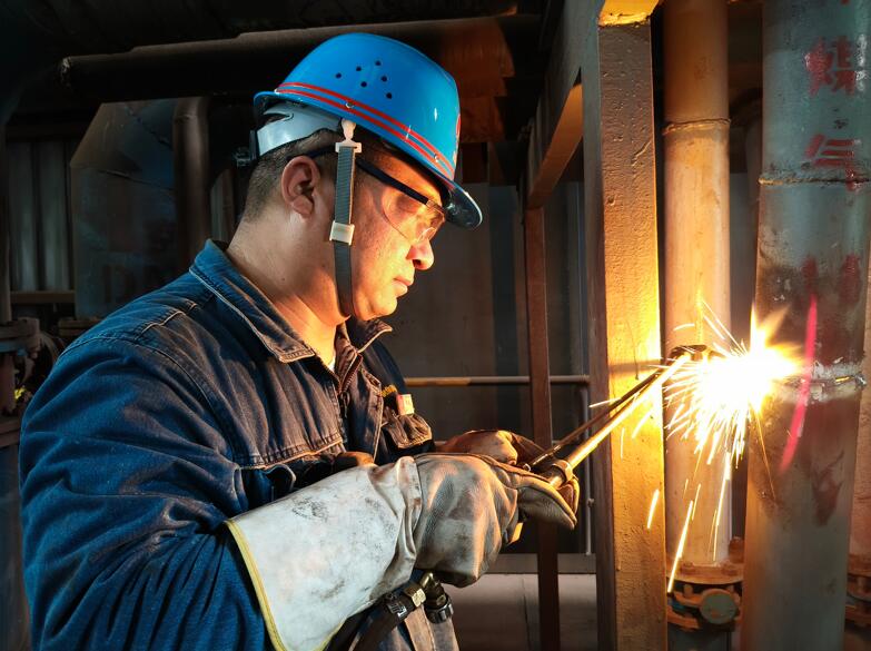 比起酷暑，他們更“酷”！