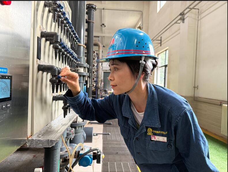 比起酷暑，他們更“酷”！