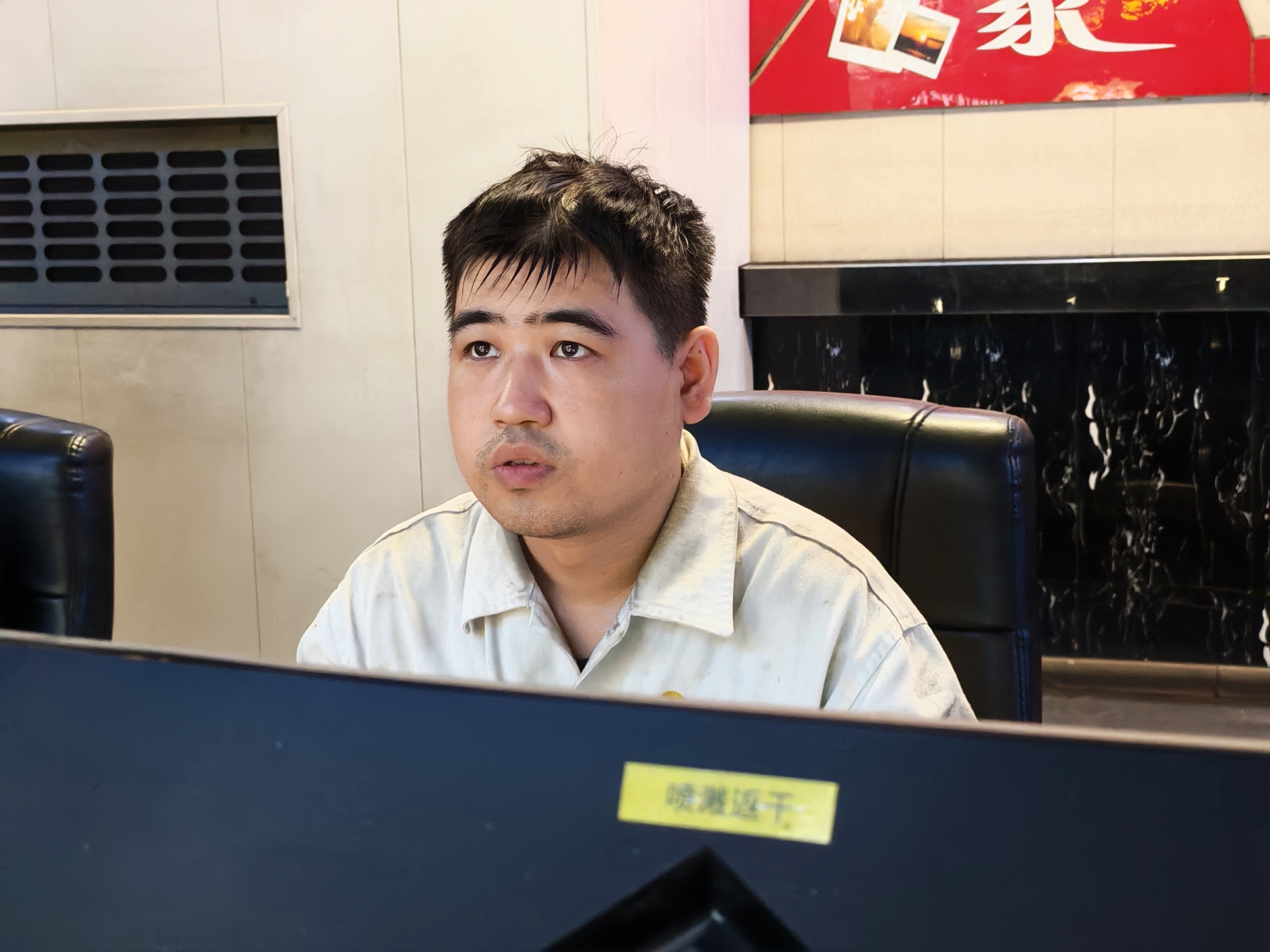 高溫里最美的鋼鐵“逆行者”