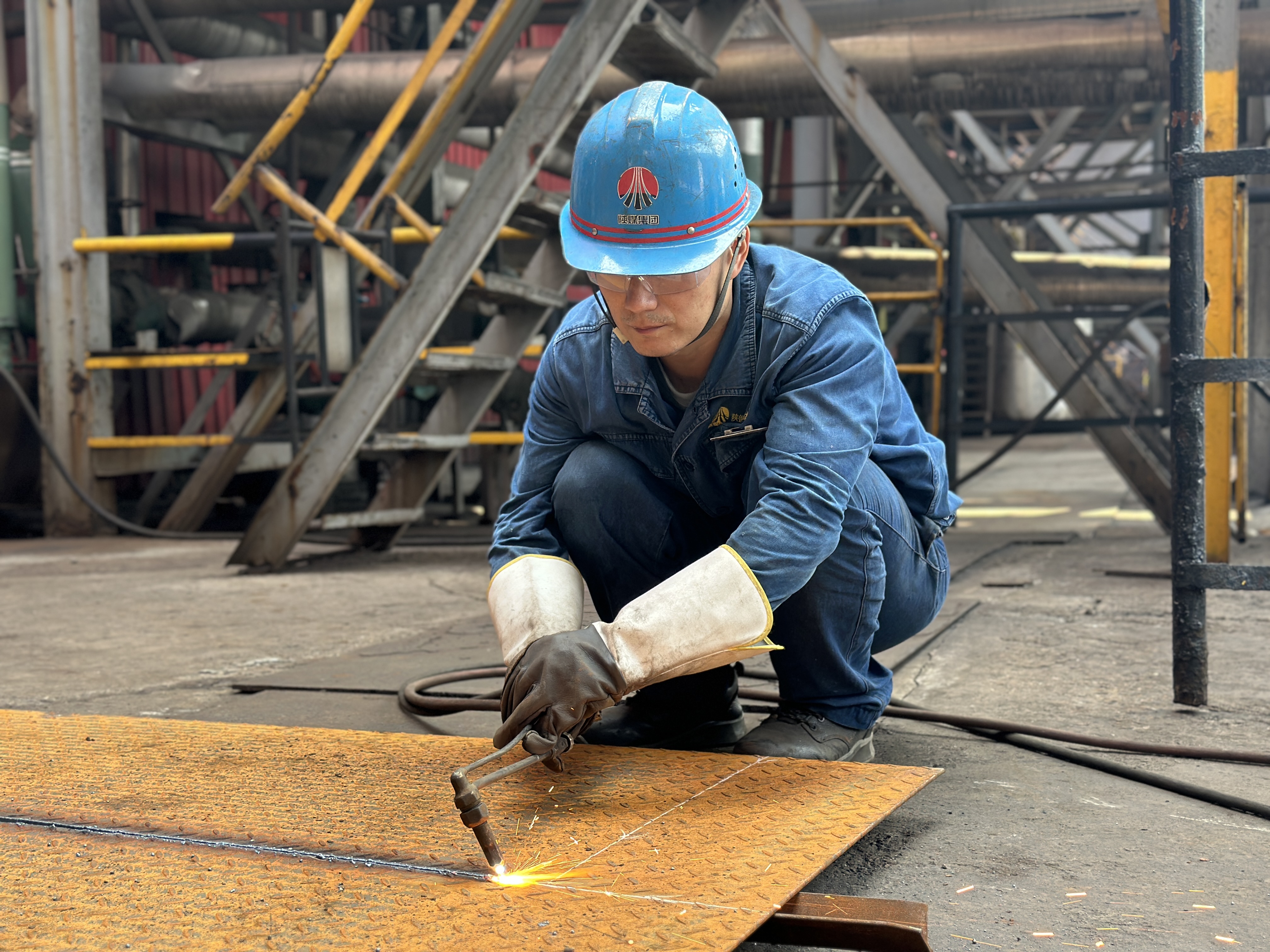 破解降本“密碼鎖” 激活增效“新動(dòng)能” 破解降本“密碼鎖” 激活增效“新動(dòng)能”