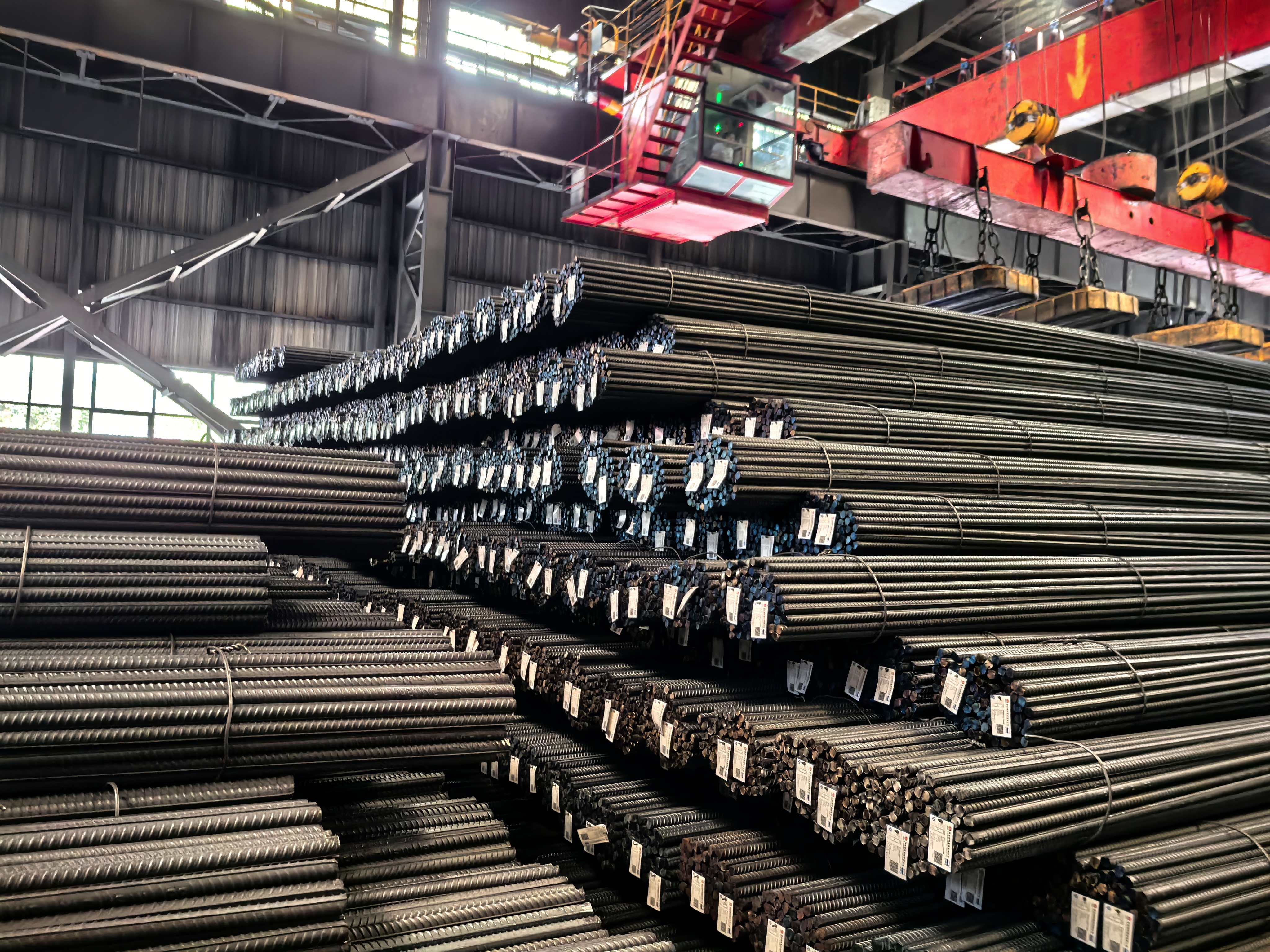 “禹龍藍(lán)”亮相341國(guó)道 再立鋼鐵材料新標(biāo)桿 “禹龍藍(lán)”亮相341國(guó)道 再立鋼鐵材料新標(biāo)桿