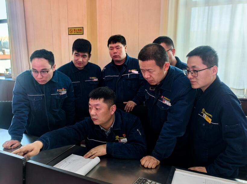 尋找青年團員實干與擔當的“初心答案”——龍鋼公司煉鐵廠高爐團支部榮獲陜煤集團“五四紅旗團支部”稱號