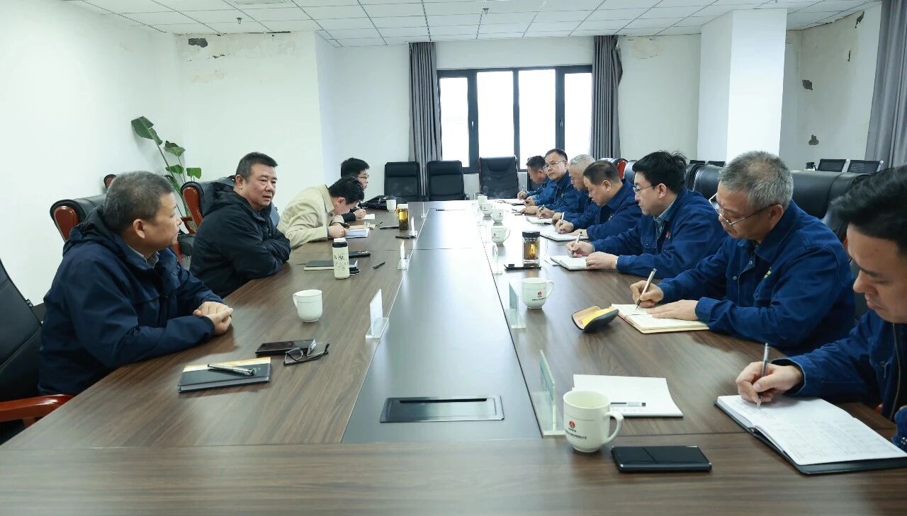 許曉增到漢鋼公司與領導班子談心談話并現場調研 許曉增到漢鋼公司與領導班子談心談話并現場調研